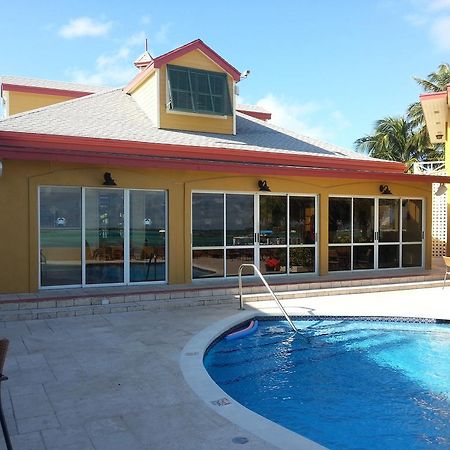 Augusta Bay Bahamas, Exuma Hotel George Town Esterno foto